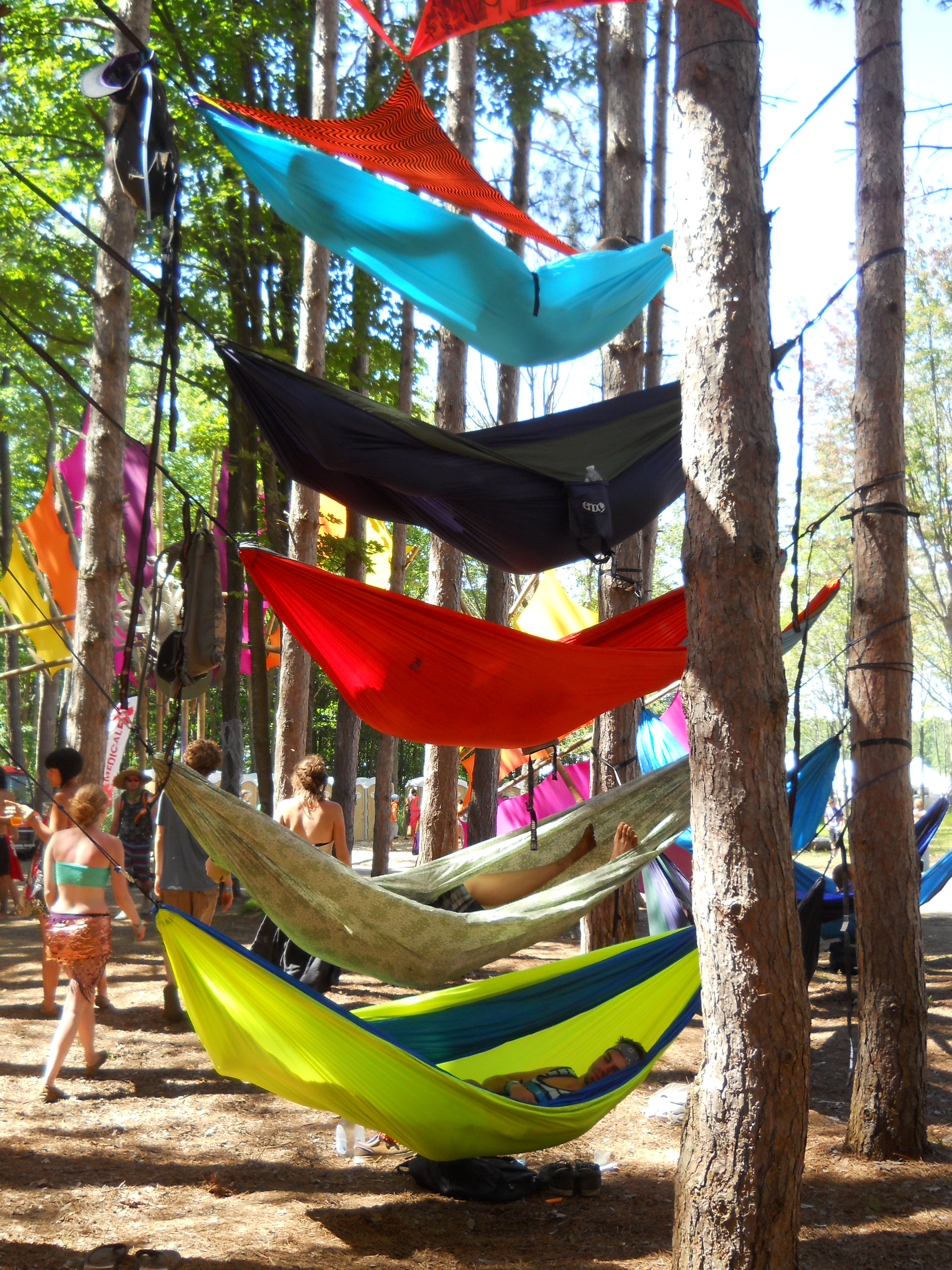 Hammock ‘stacking’ banned at EF; zones established